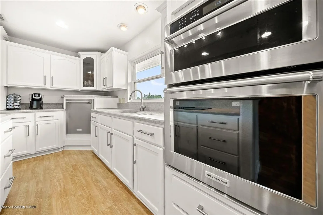 Photo of 4901 Evinrude Road