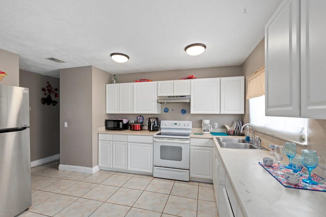 Photo of 1216 Dawn Street NE