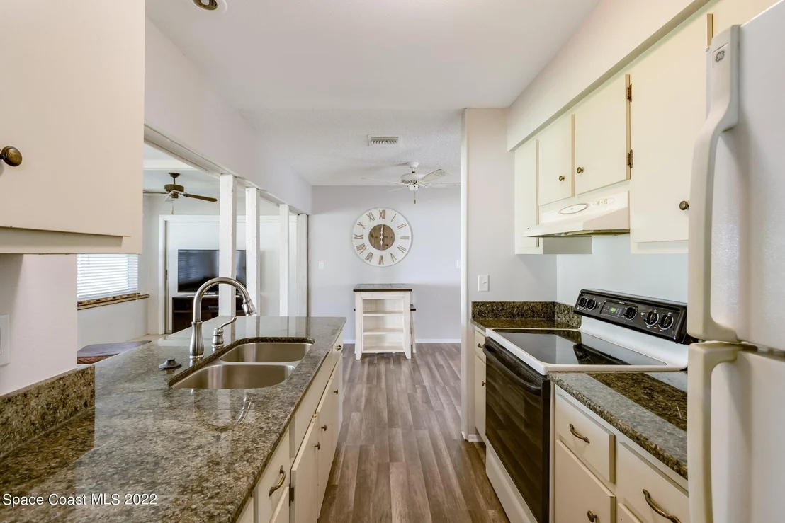 Photo of 764 Angle Street NE