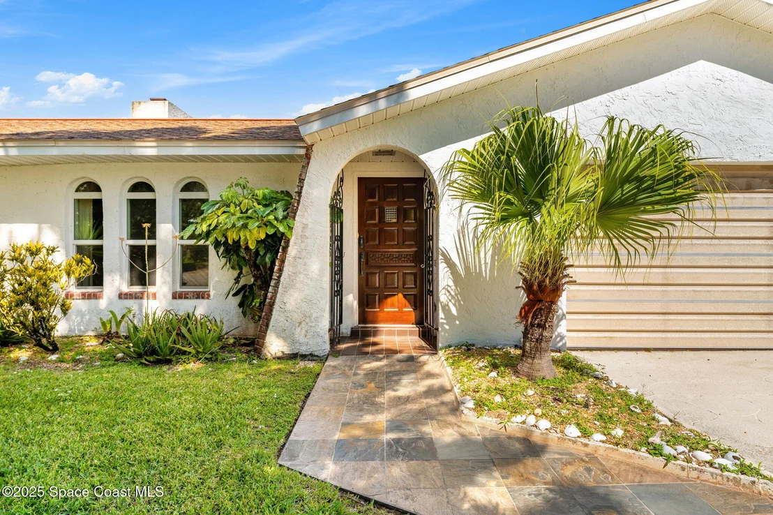 Photo of 424 Arrowhead Lane
