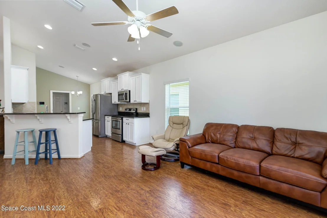 Photo of 1845 Litchfield Drive