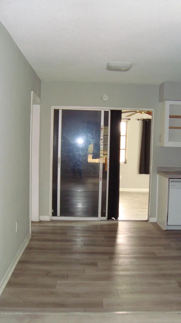 Photo of 854 Angle Street NE
