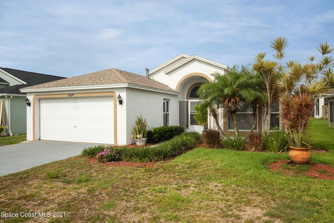 Photo of 8055 Bracken Lane