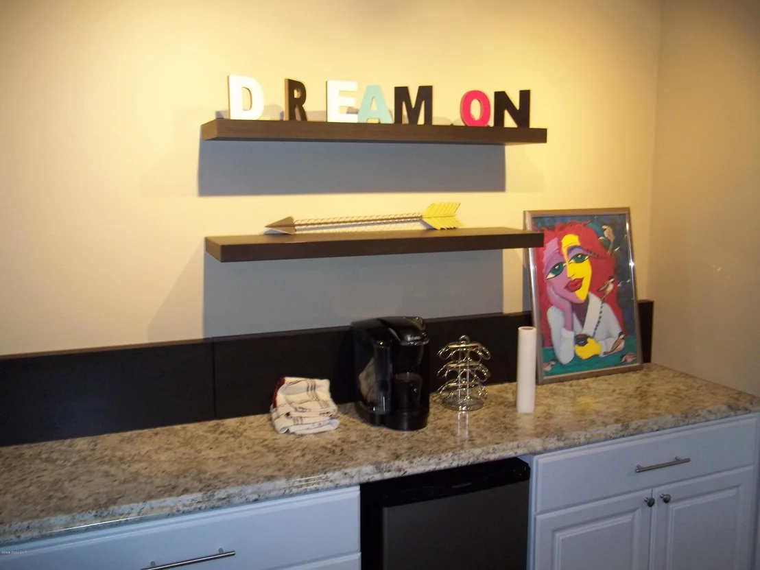 Photo of 285 Dryden Circle