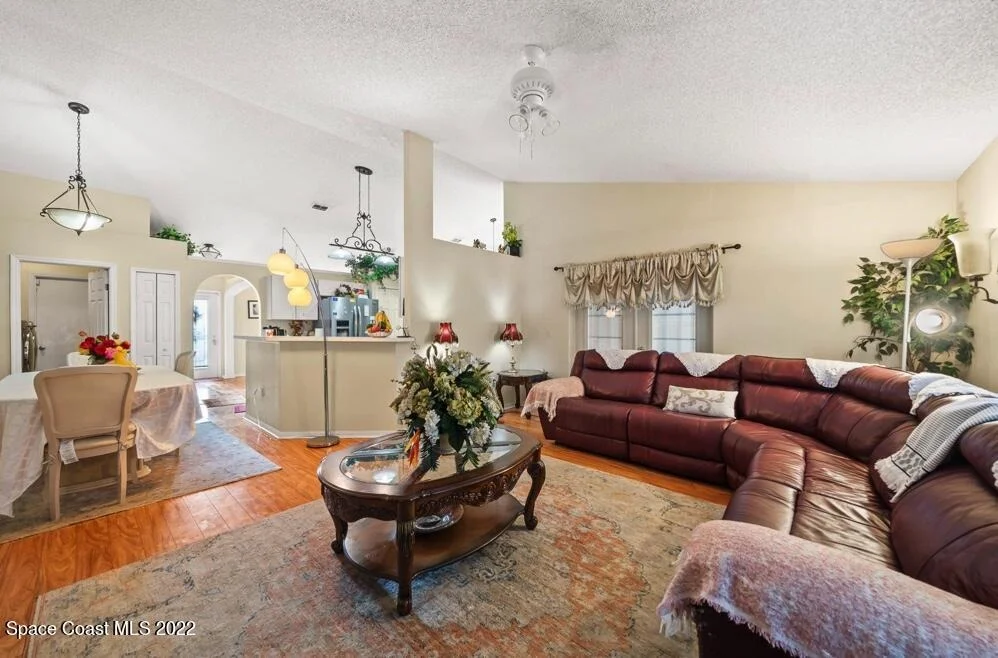Photo of 2911 Eldron Boulevard SE