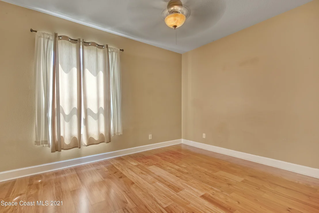 Photo of 3266 Peninsula Circle