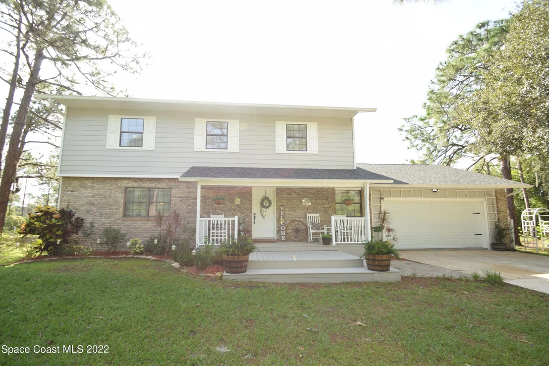Photo of 1775 Grant Road