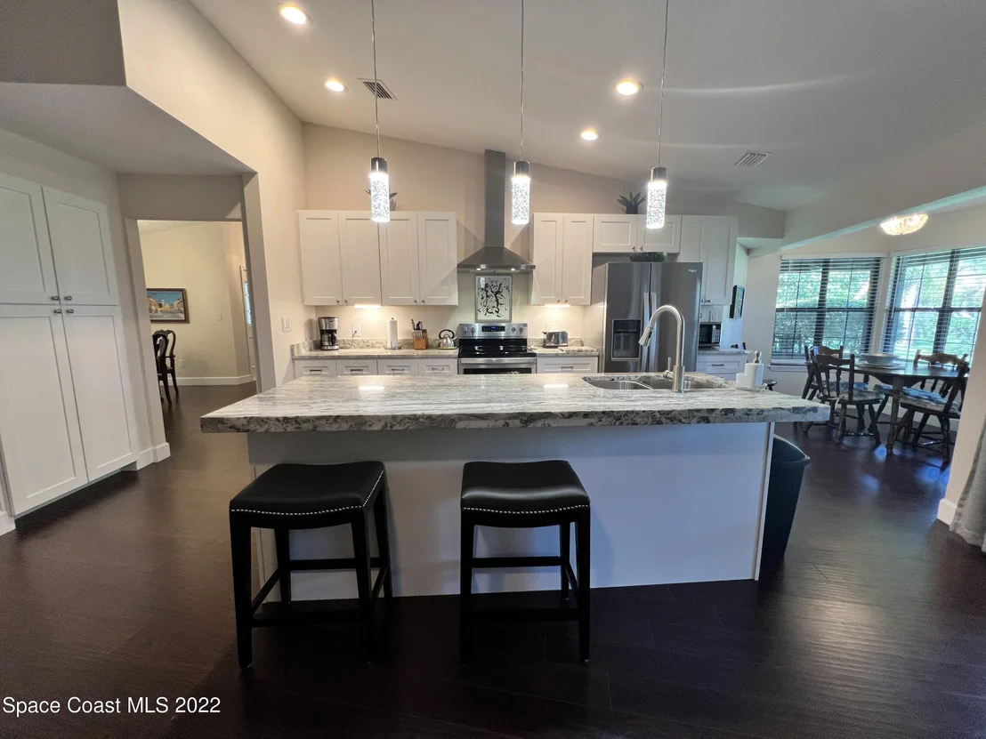 Photo of 2280 Hamlet Drive