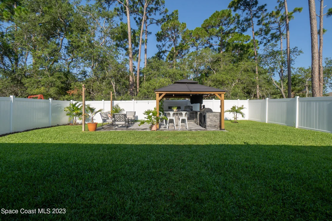 Photo of 362 Waterside Circle