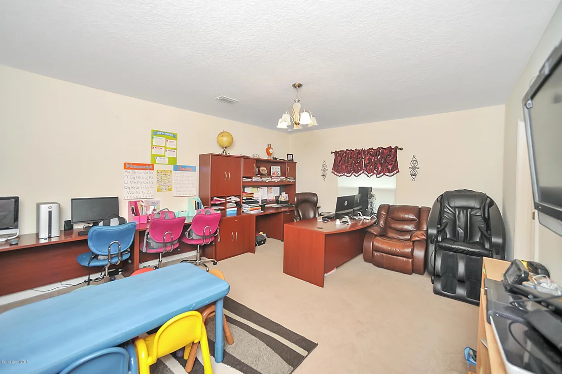 Photo of 1716 Litchfield Drive
