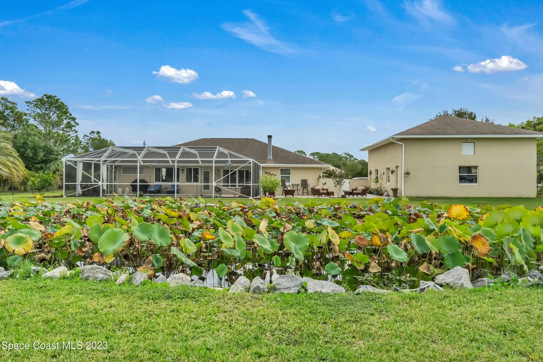 Photo of 2550 Waring Lane