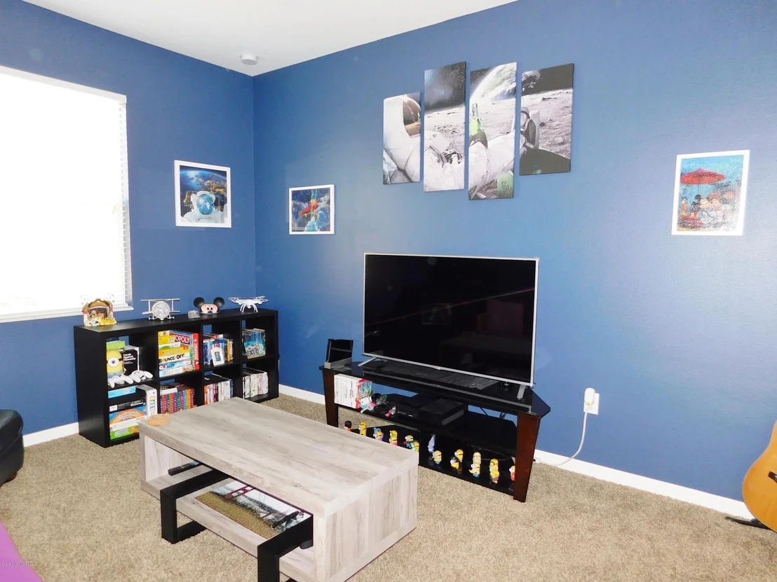 Photo of 1102 Morgan Circle NE