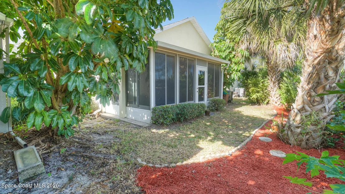 Photo of 322 Myrtlewood Road