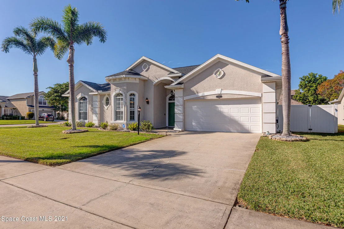 Photo of 241 Pebble Hill Way
