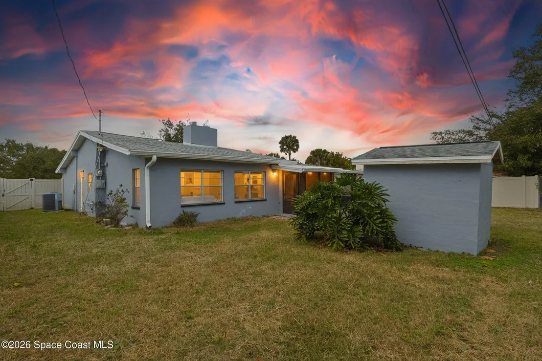 Photo of 2283 Saint Swithin Lane