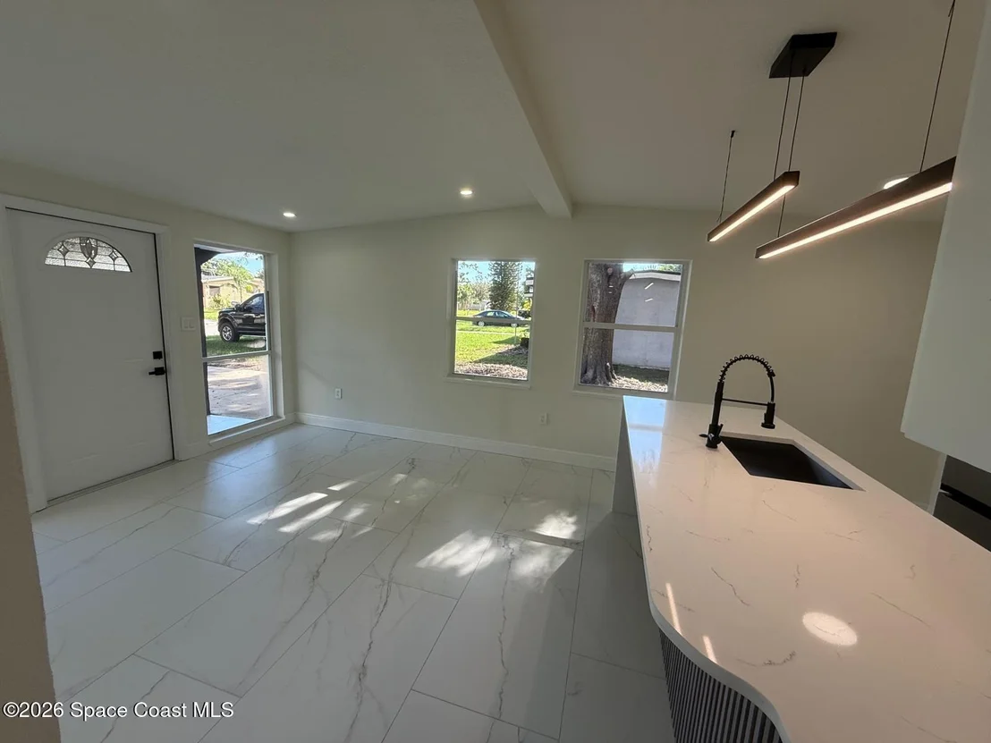 Photo of 2647 Pepper Avenue