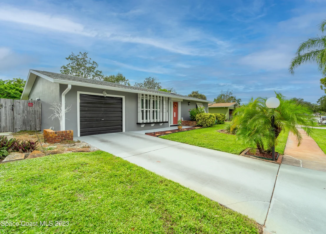 Photo of 700 Aloha Avenue