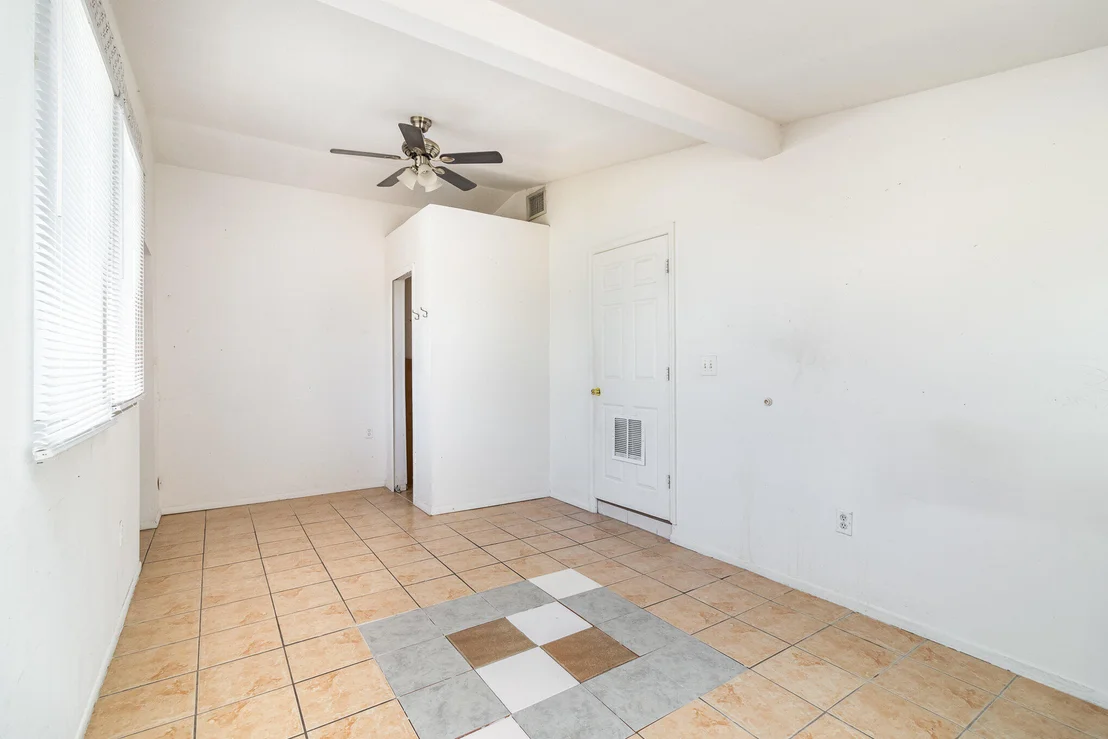 Photo of 1129 Martha Lee Avenue