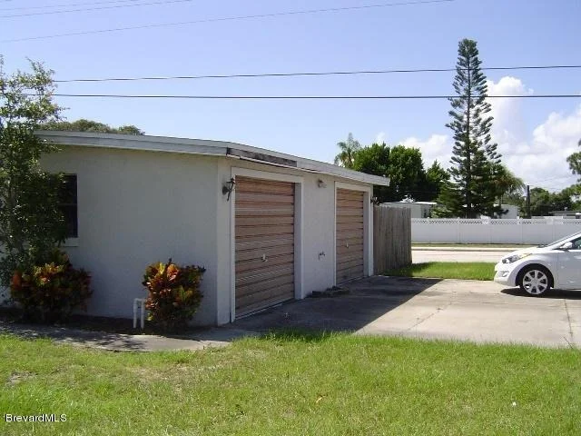 Photo of 312 Live Oak Lane