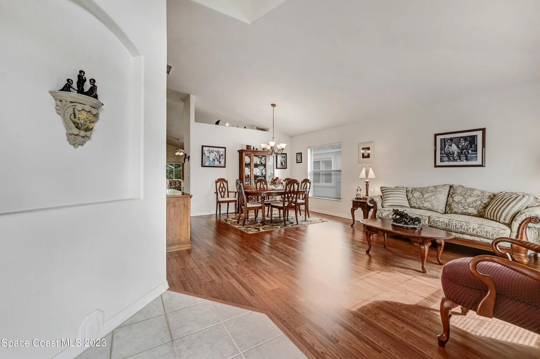 Photo of 1592 Keys Gate Drive