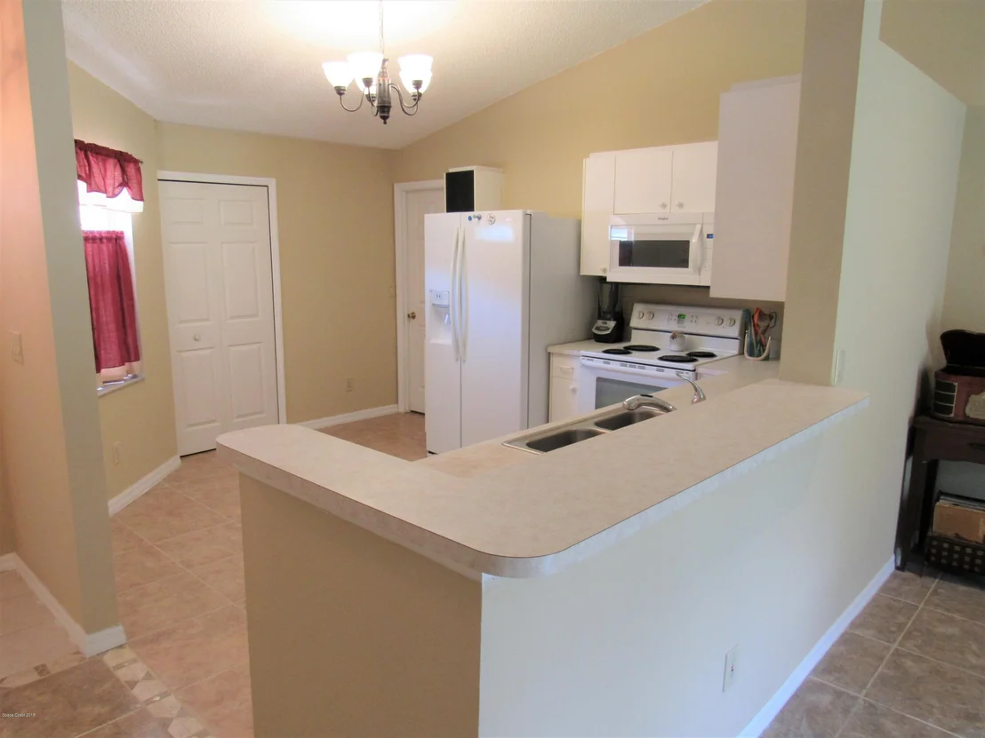 Photo of 550 Creston Court