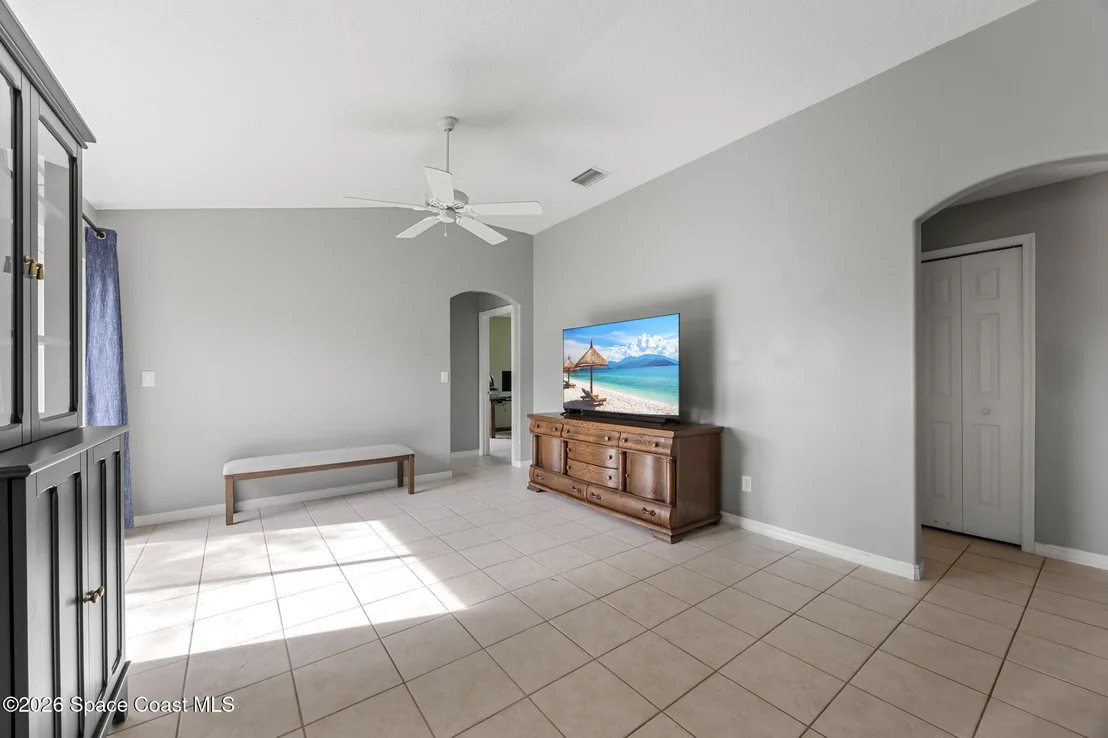 Photo of 2425 Tuscarora Court