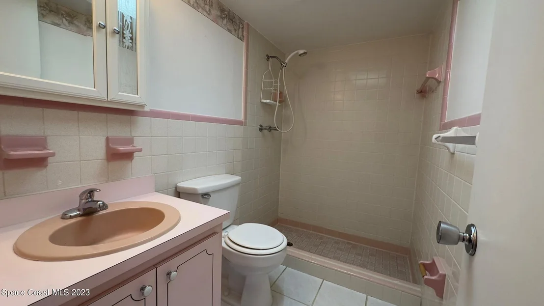 Photo of 1036 Fairway Lane
