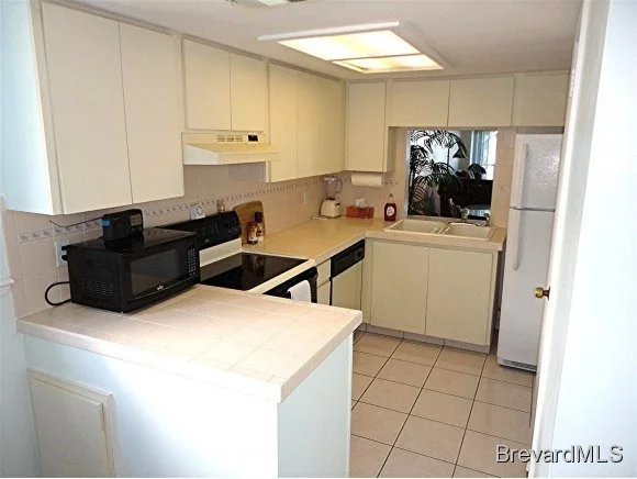 Photo of Unit 201 at 3901 NE Dixie