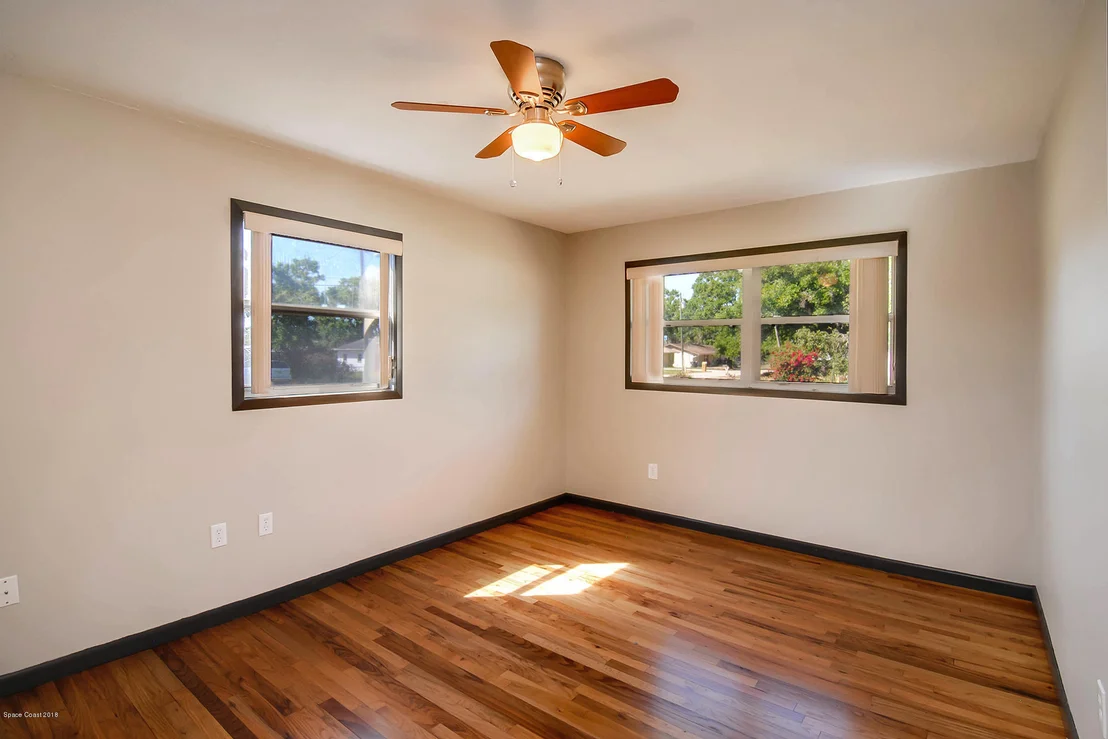 Photo of 1053 Bernice Road