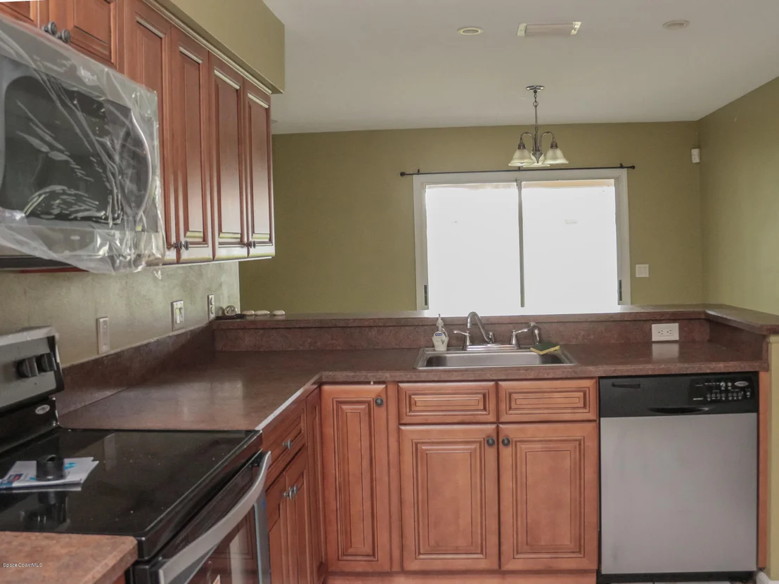 Photo of 1337 Heritage Acres Boulevard
