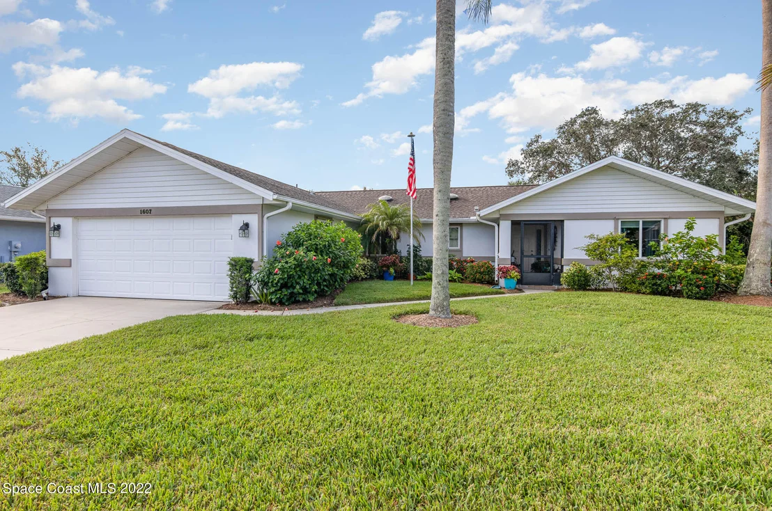 Photo of 1607 Frontier Drive