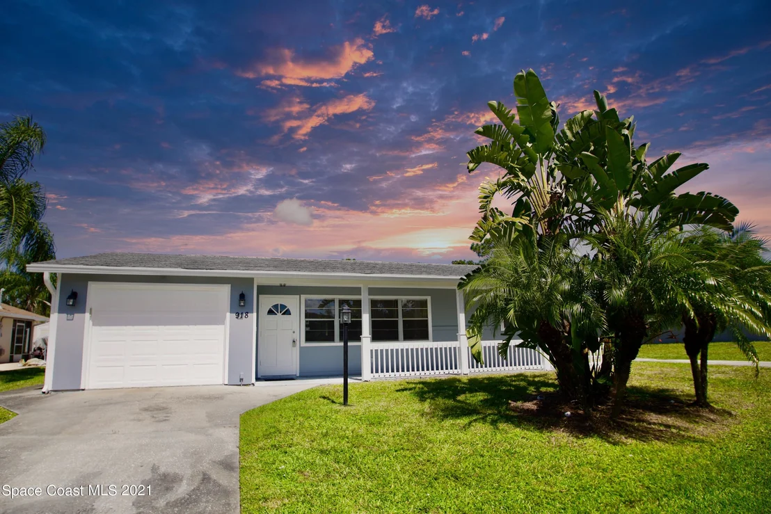 Photo of 918 Bermuda Avenue