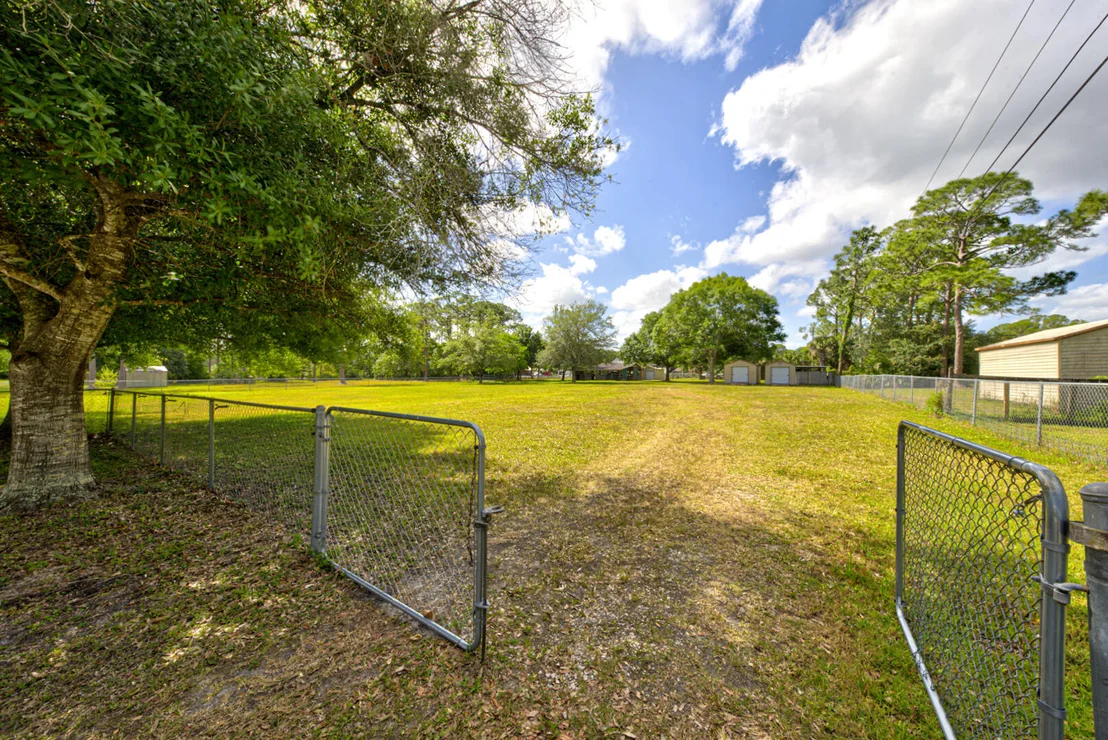 Photo of 4885 Rayburn Road