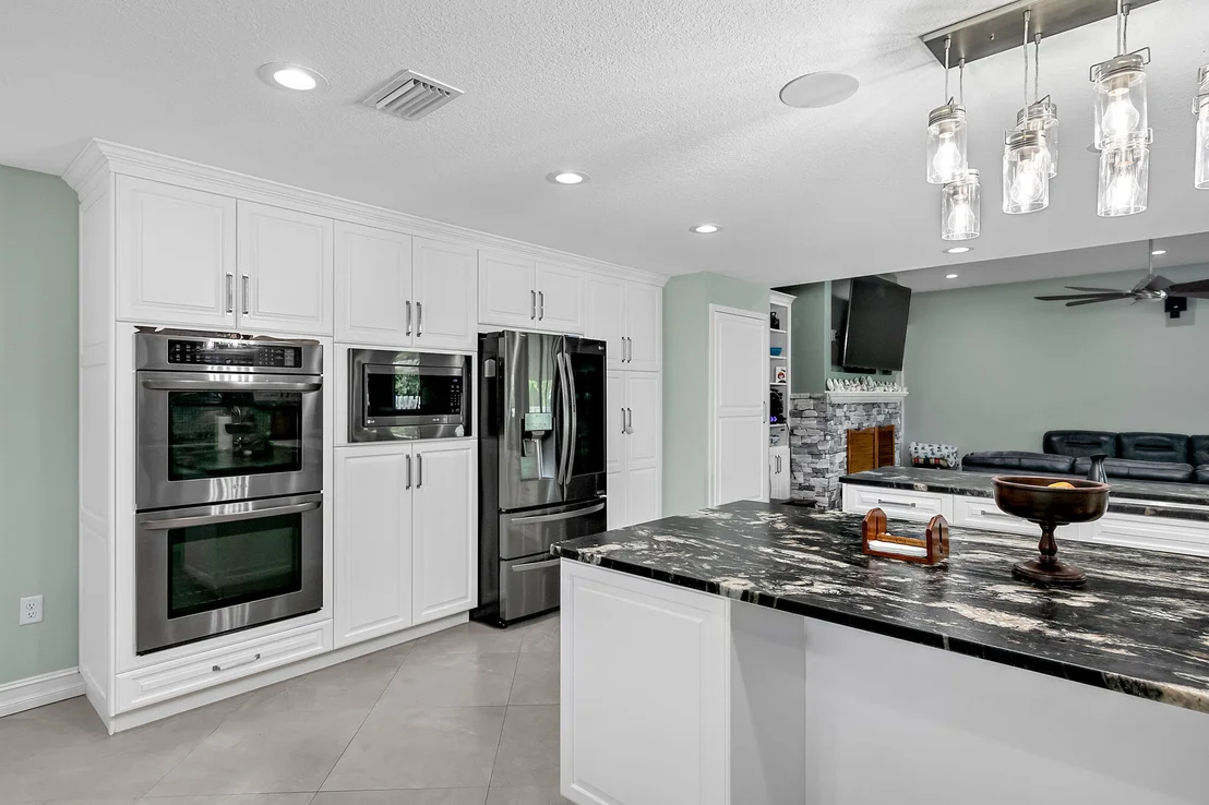 Photo of 1054 Pinetree Drive