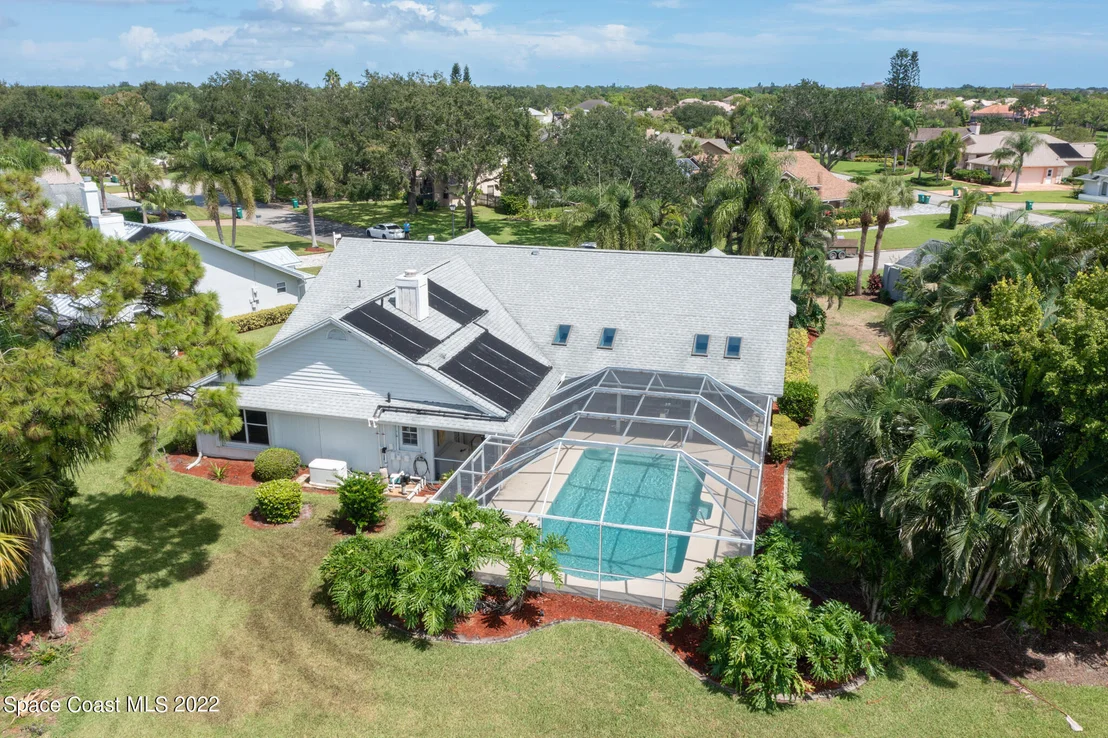 Photo of 686 Rossmoor Circle