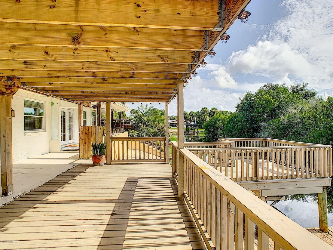 Photo of 725 Mallard Road