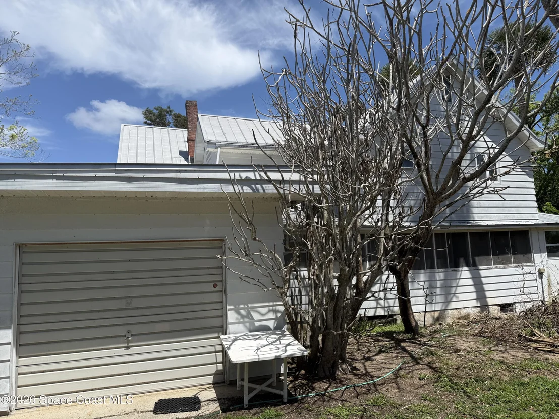 Photo of 1503 Rockledge Drive