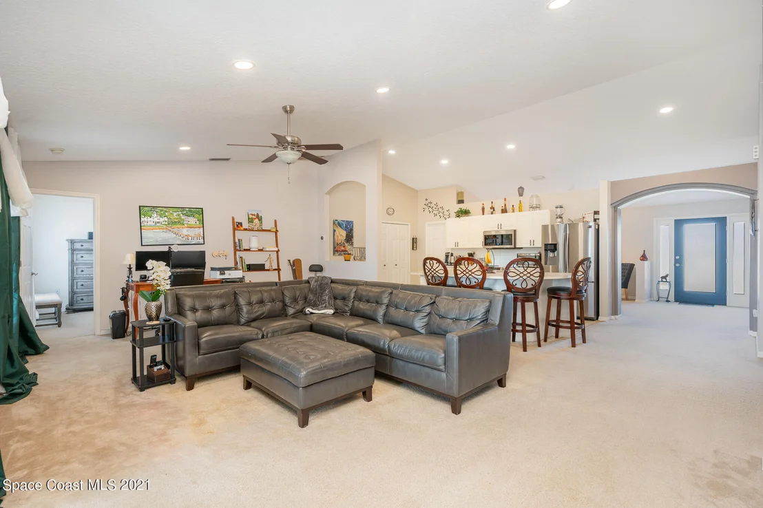 Photo of 722 Boc Circle NW