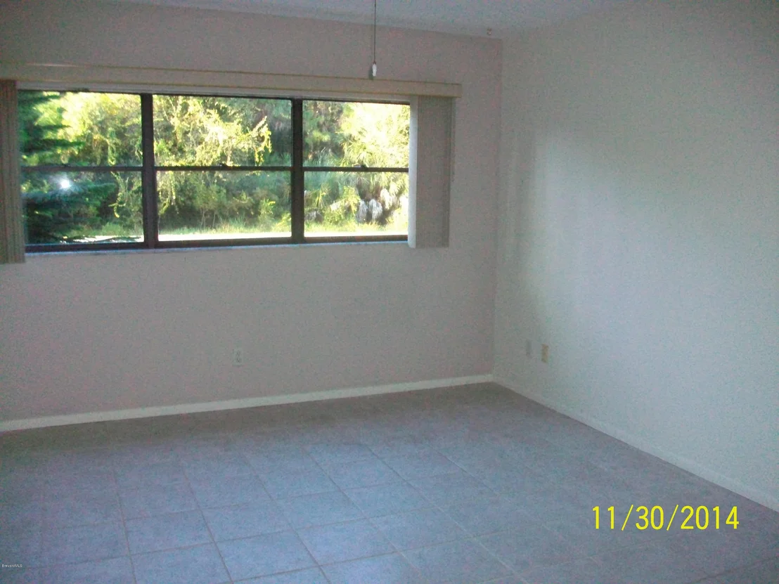 Photo of Unit 1213 at 305 Tangle Run Boulevard