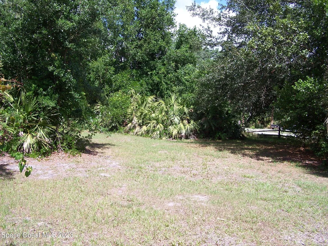 Photo of 3735 Felda Street