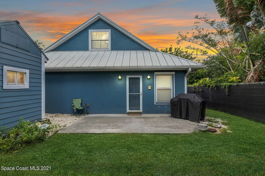 Photo of 1397 Miller Street NE