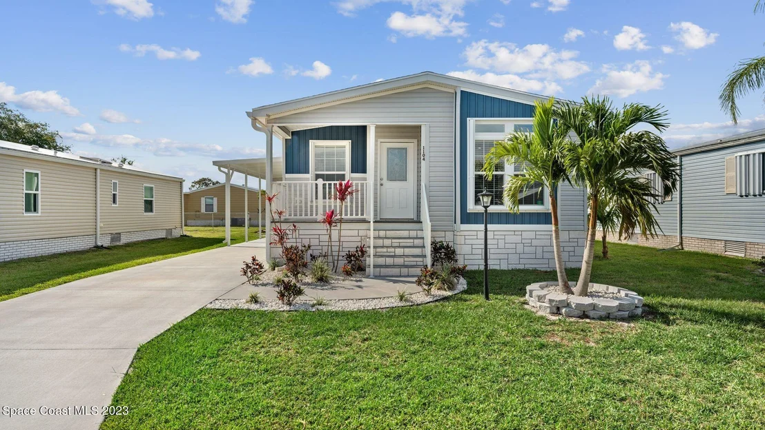 Photo of 1104 Tequesta Drive