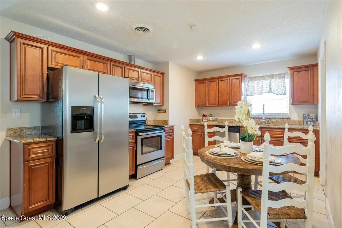 Photo of 2446 Sadler Lane