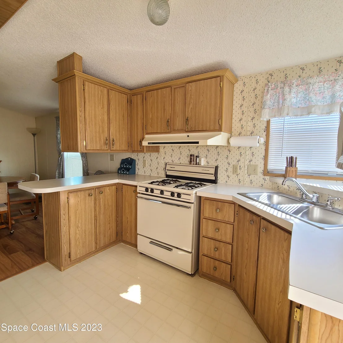 Photo of 131 Blue Lake Place