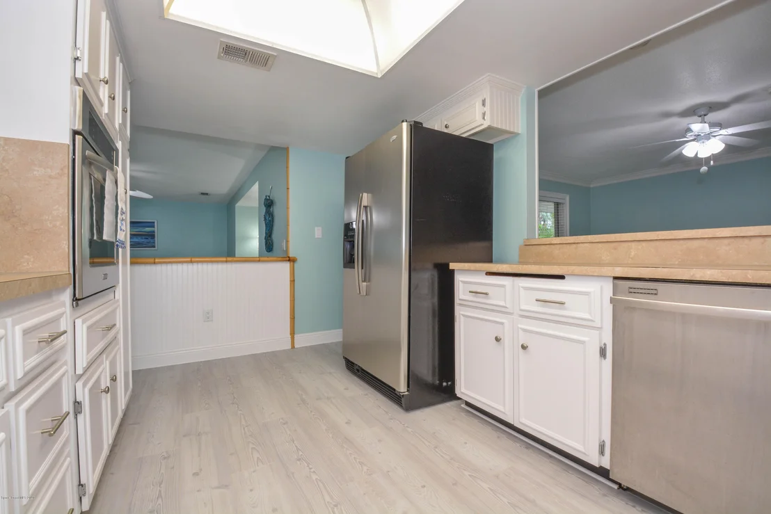Photo of 460 Oak Ridge Drive