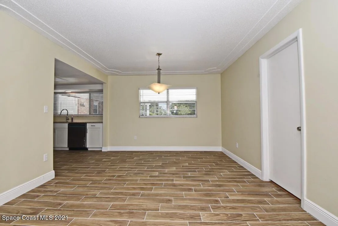 Photo of 1294 Cimarron Circle NE