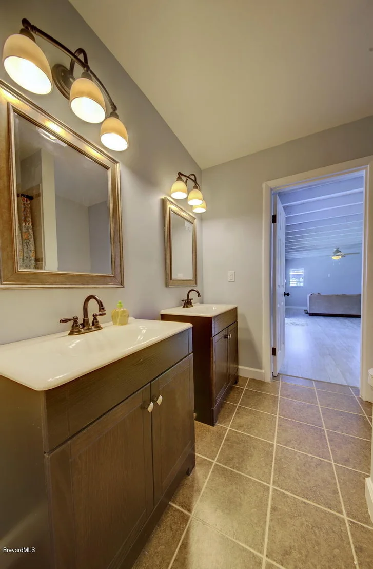 Photo of 1284 Troon Way