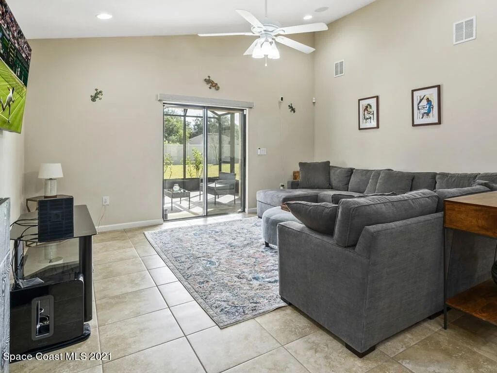 Photo of 1232 Dillard Drive SE