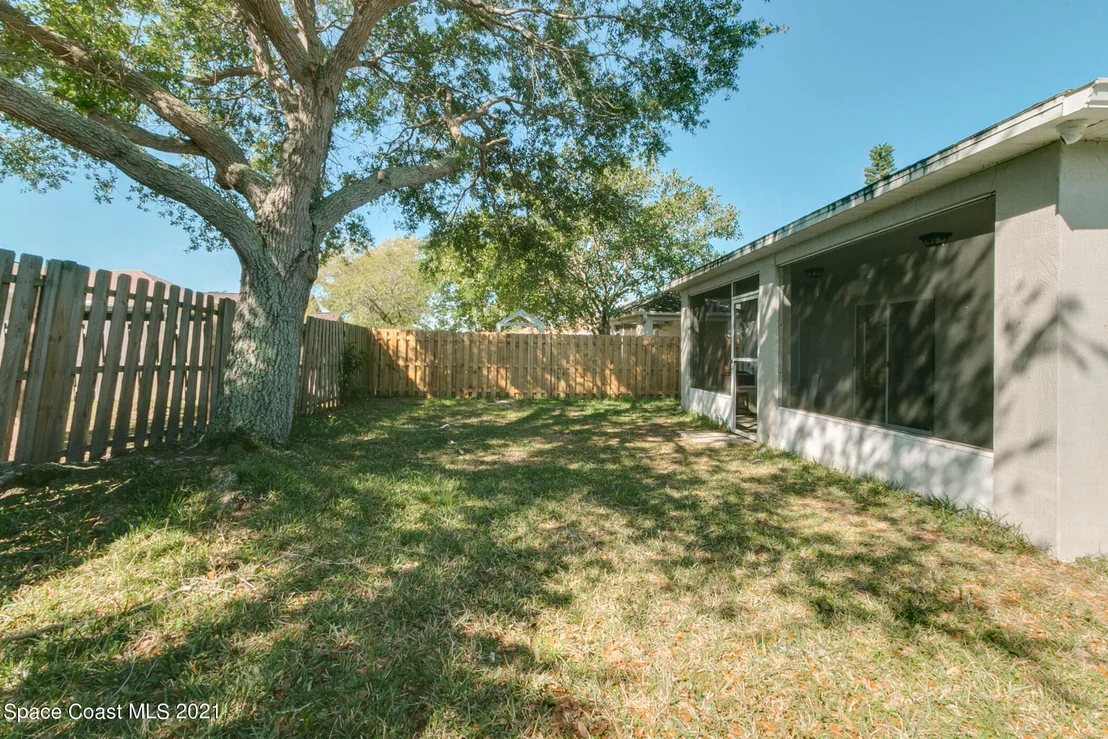 Photo of 8511 Ivanhoe Drive