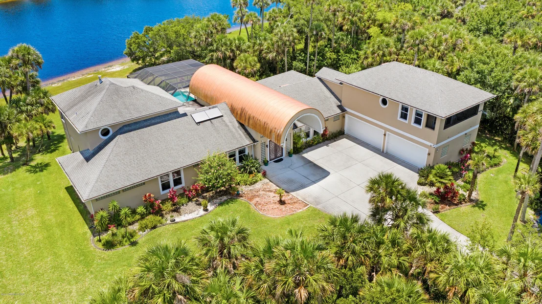 Photo of 5640 Willoughby Drive